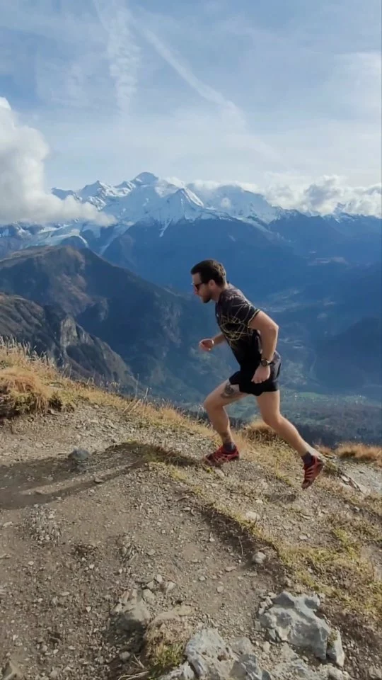 🏃🏼 Live your dreams ⛰️

#dream #dreams #trailrunning #trail #running #run #rando #hiking #mountain #montagne #view #nature #autumn #automne #spot #passy #passymontblanc #montblanc #revealcoaching #tshirt #headband #nakotex